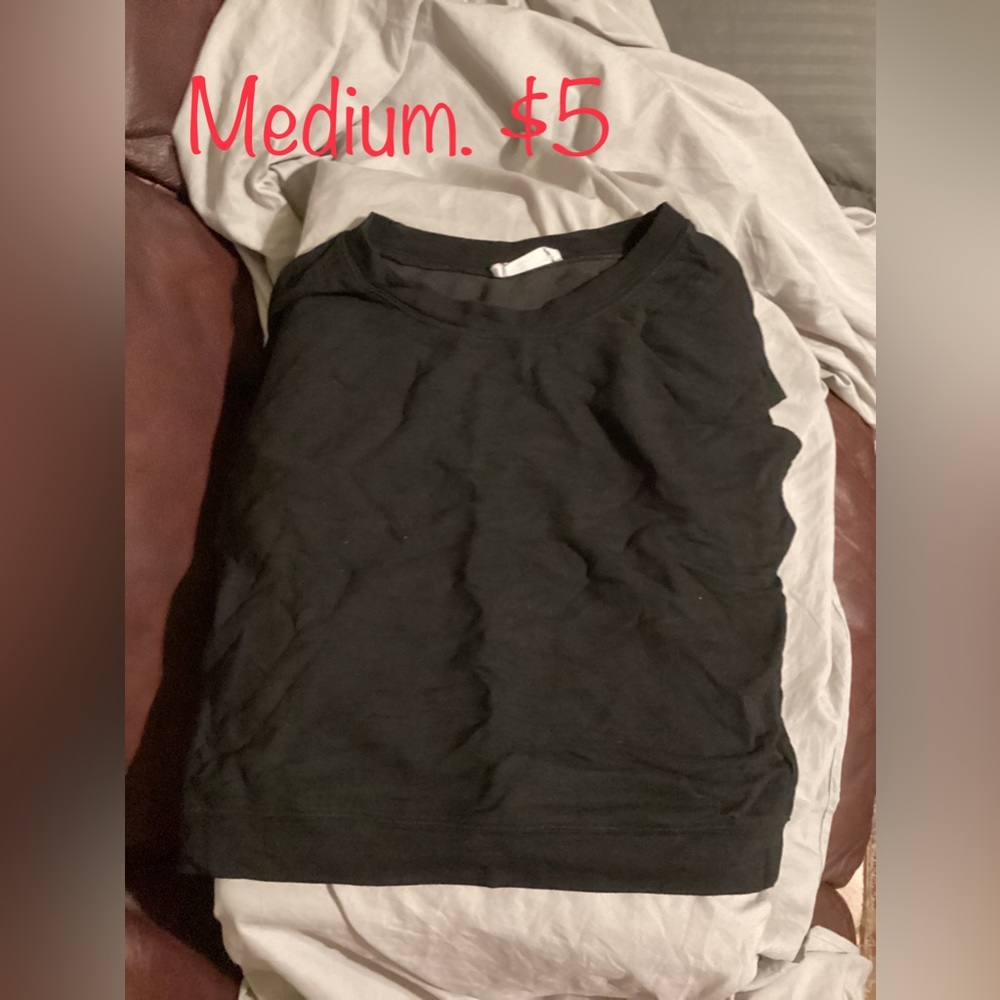 Black short sleeve cotton top - Medium